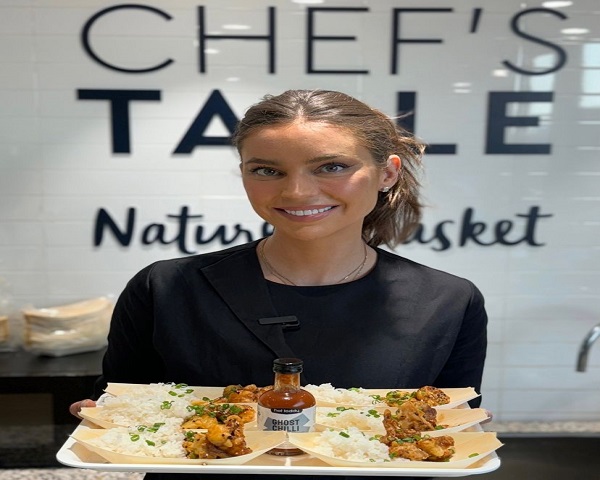 Australian chef Sarah Todd visits Nature’s Basket pantry in Mumbai