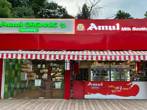 Amul Launches ‘Organic Shoppe’ in Delhi, Targets  Expansion to 100 Stores