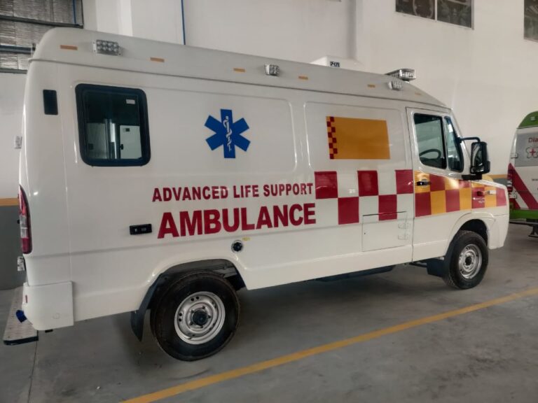 Blinkit Launches 10-Minute Ambulance Service in Gurgaon